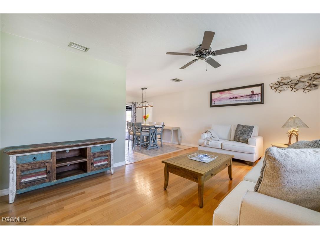 1518 SE 10th Place Cape Coral FL 33990 2025018081 image7