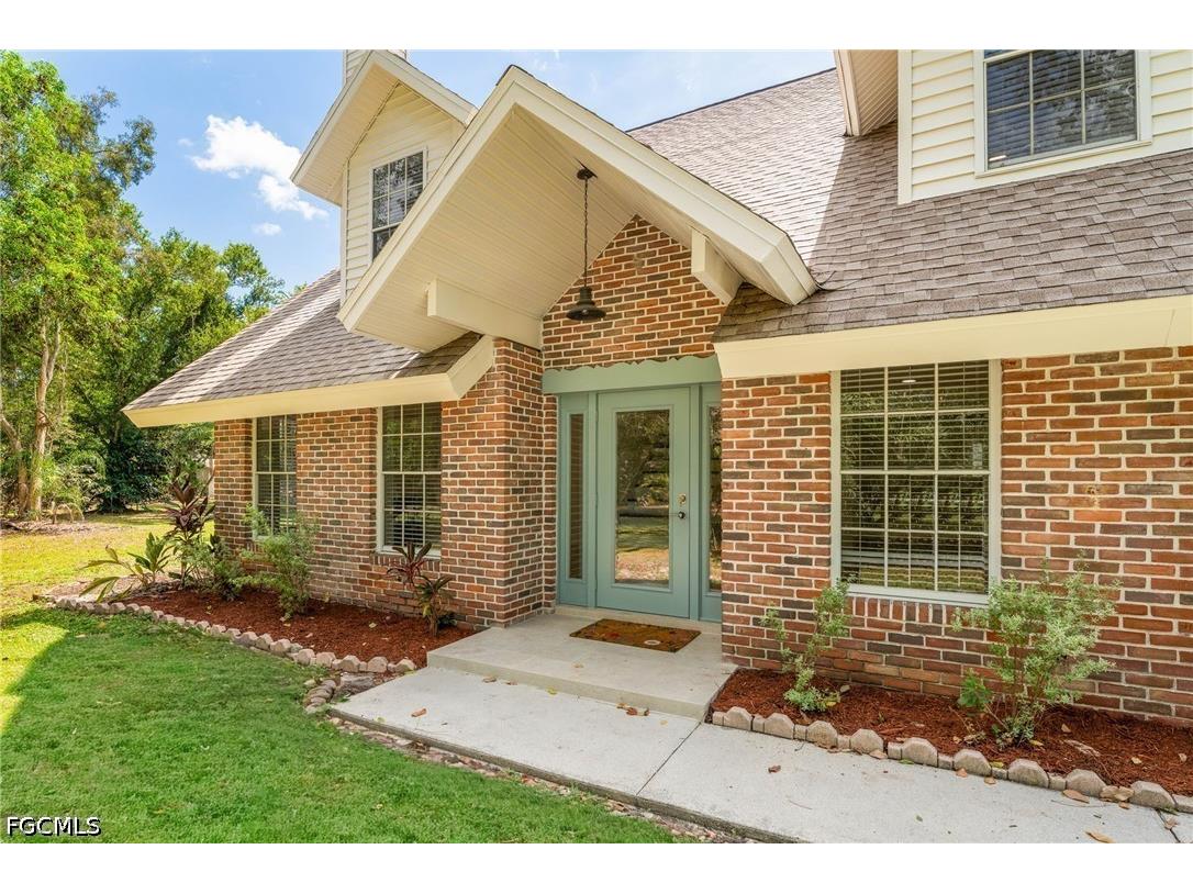 15180 Briar Ridge Circle Fort Myers FL 33912 2026027574 image1