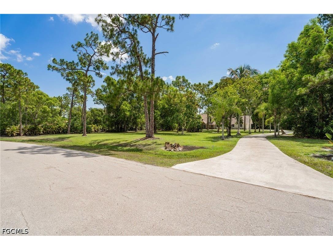 15180 Briar Ridge Circle Fort Myers FL 33912 2026027574 image6