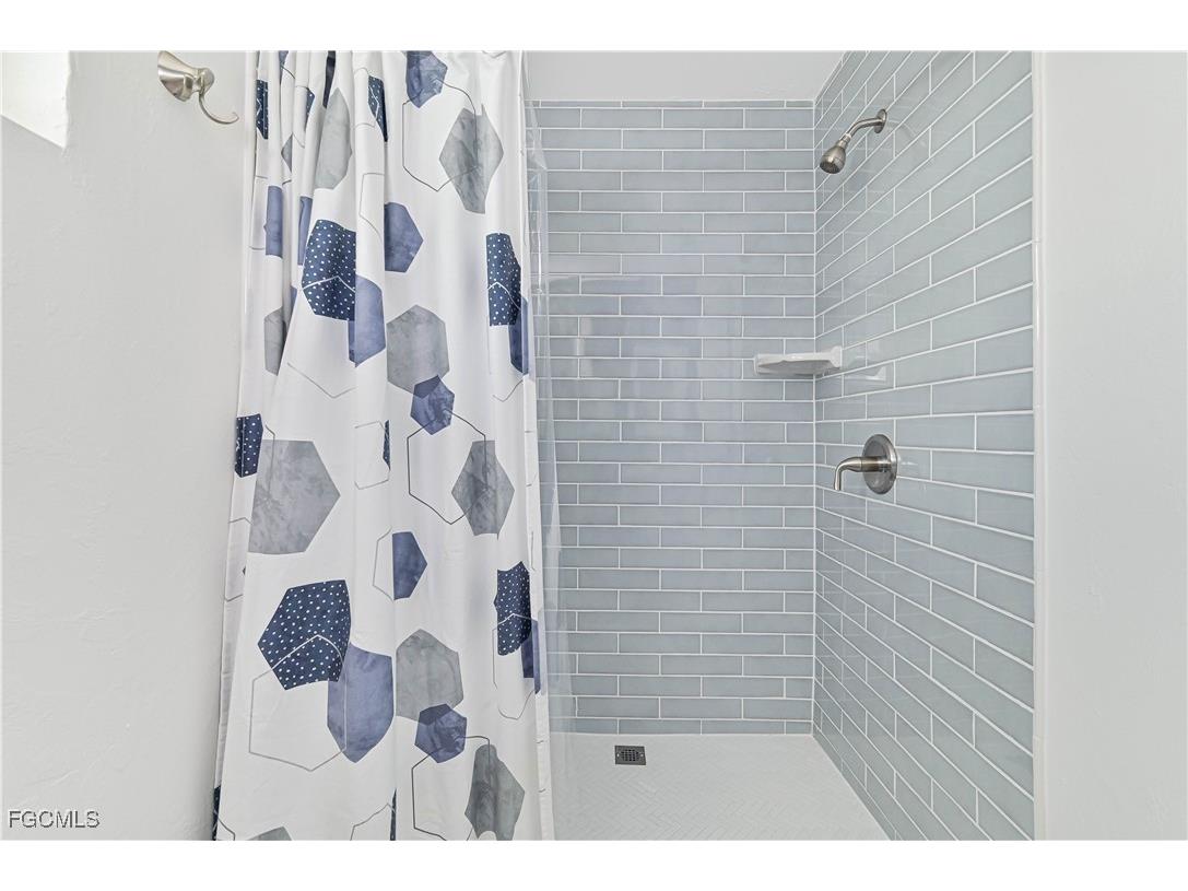 1519 Academy Boulevard Cape Coral FL 33990 2025013970 image11