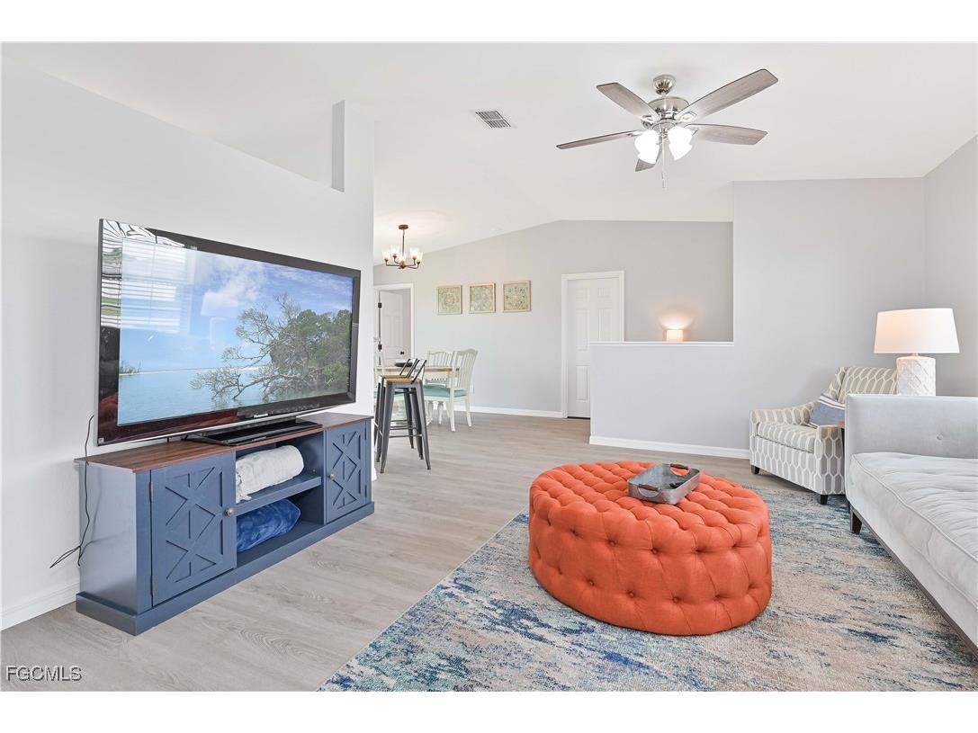 1519 Academy Boulevard Cape Coral FL 33990 2025013970 image6