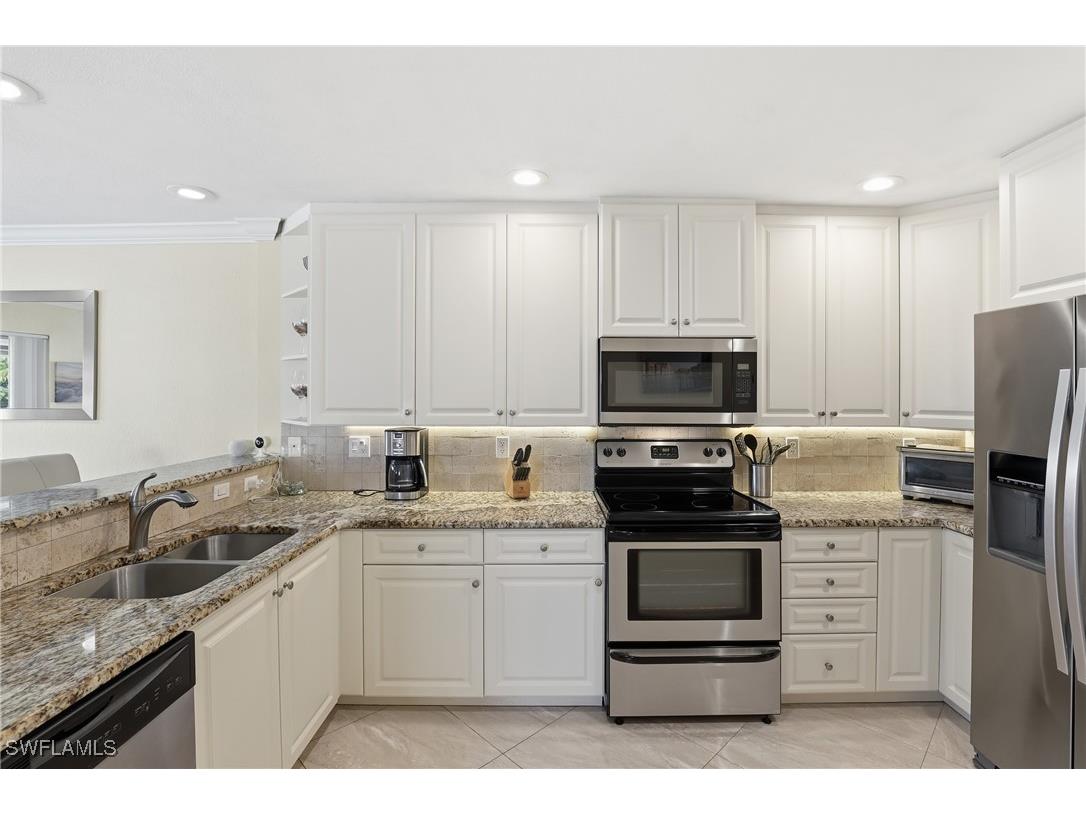 1519 Chesapeake Avenue #B-5 Naples FL 34102 226000186 image11