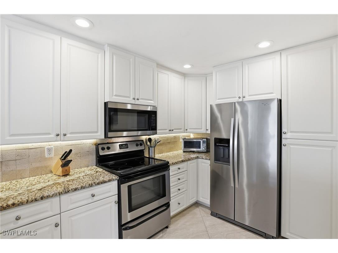 1519 Chesapeake Avenue #B-5 Naples FL 34102 226000186 image13