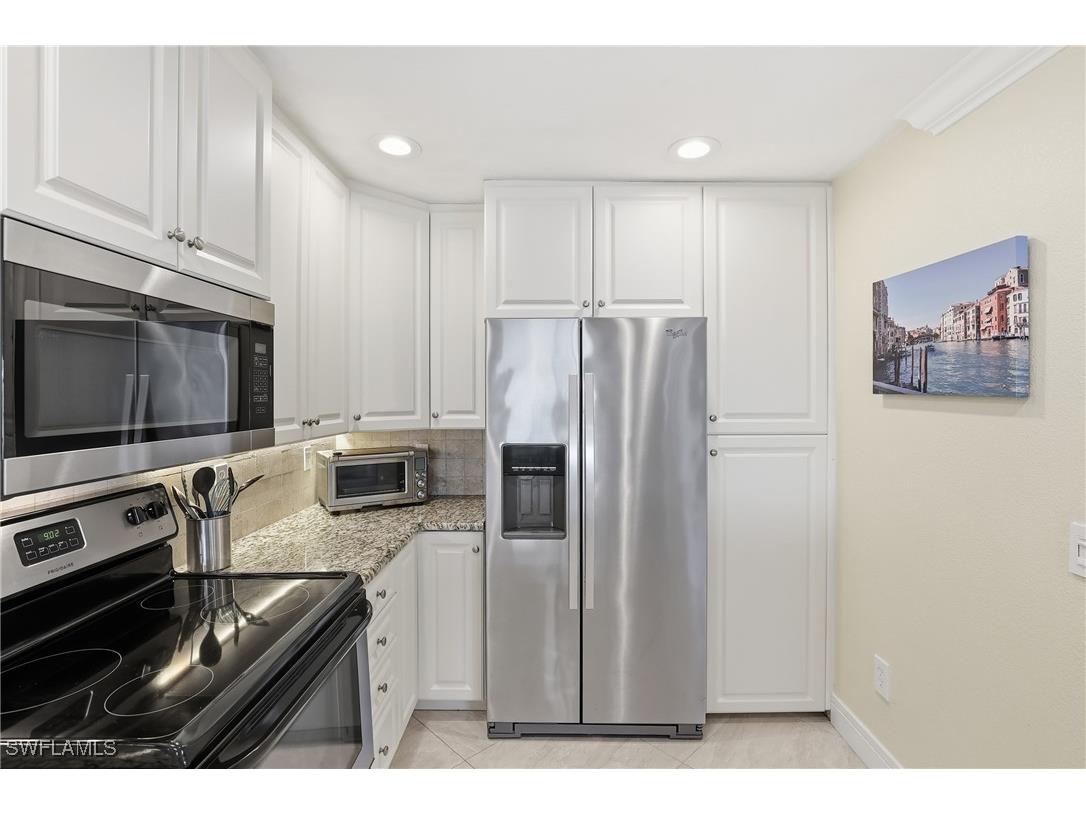 1519 Chesapeake Avenue #B-5 Naples FL 34102 226000186 image14