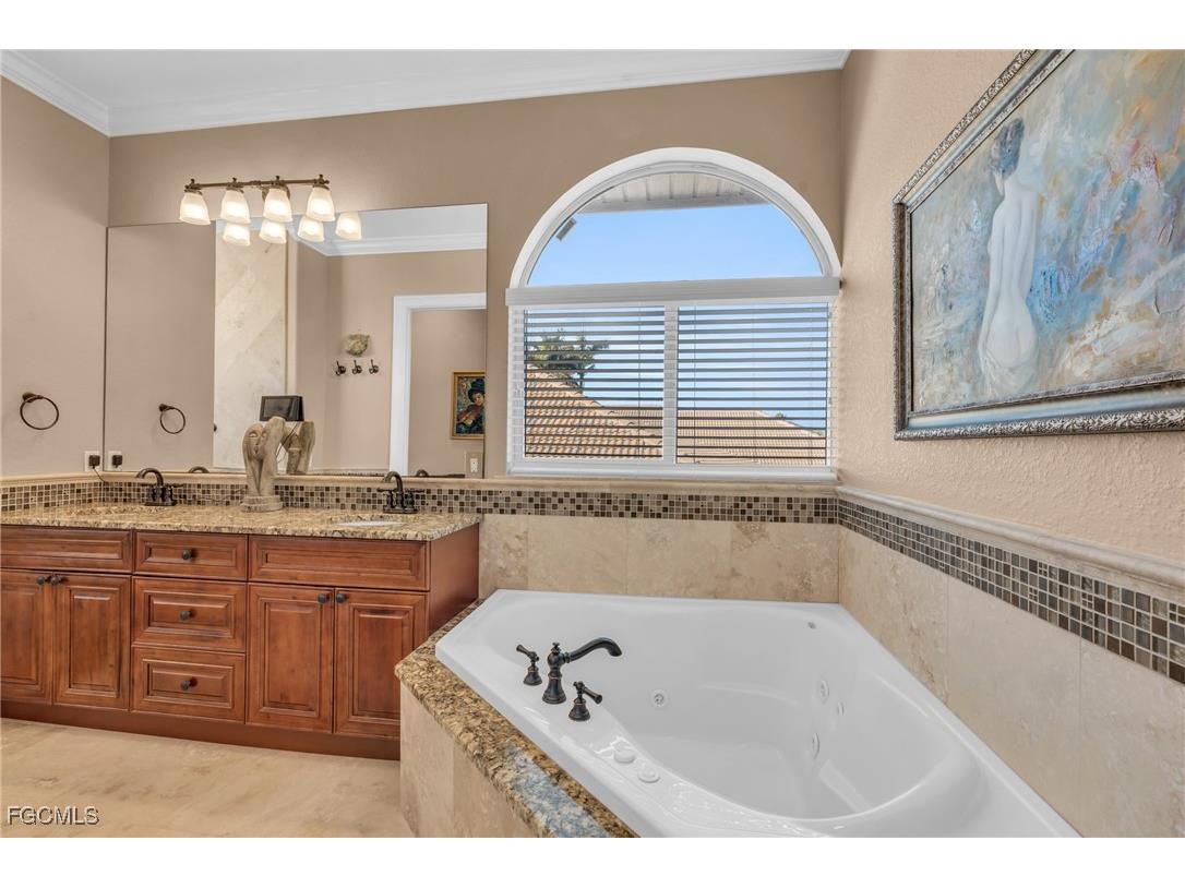 1519 Hermitage Lane Cape Coral FL 33914 2026002405 image21