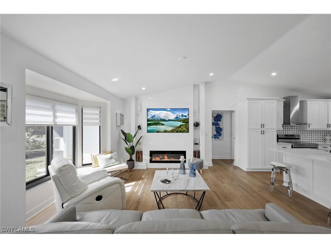 1519 Ivygate Lane Naples FL 34105 223077331 image1