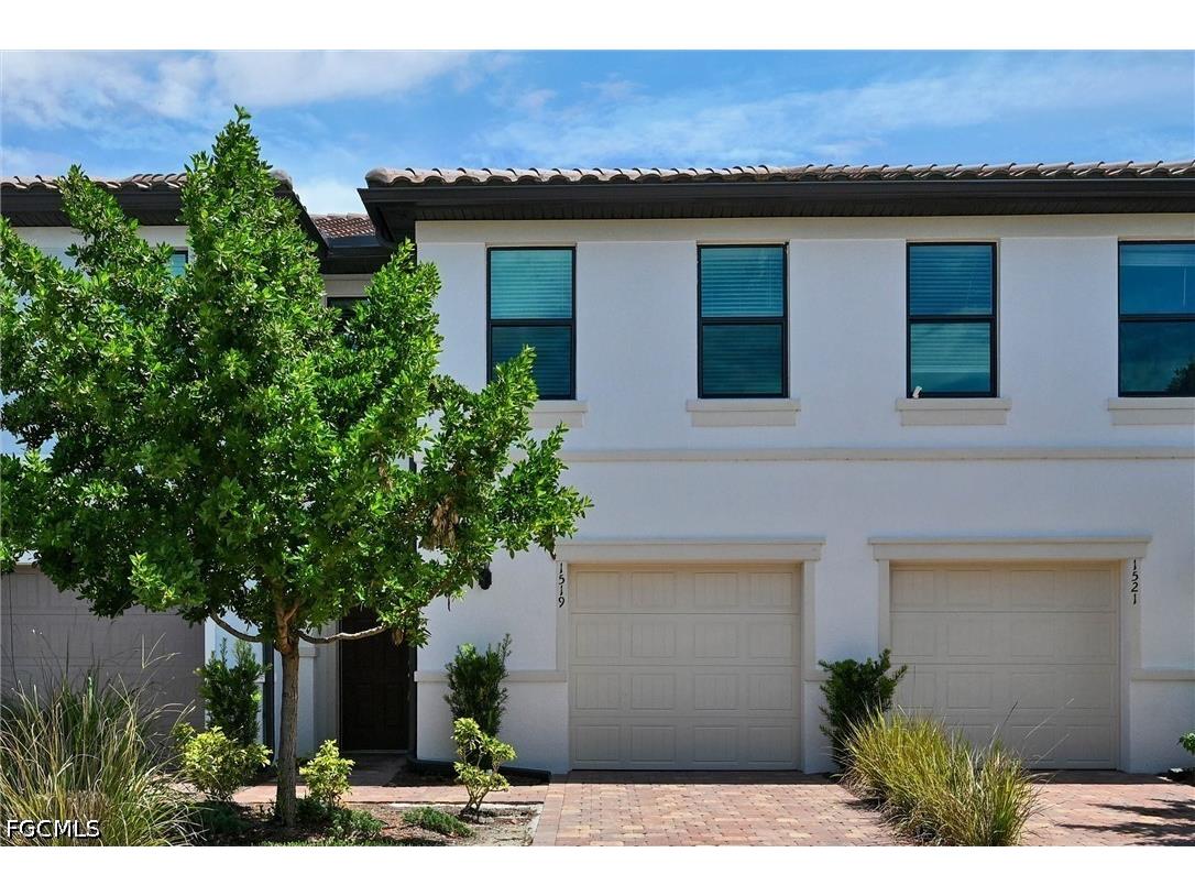 1519 Lake Jessup Circle Cape Coral FL 33909 2026019259 image1