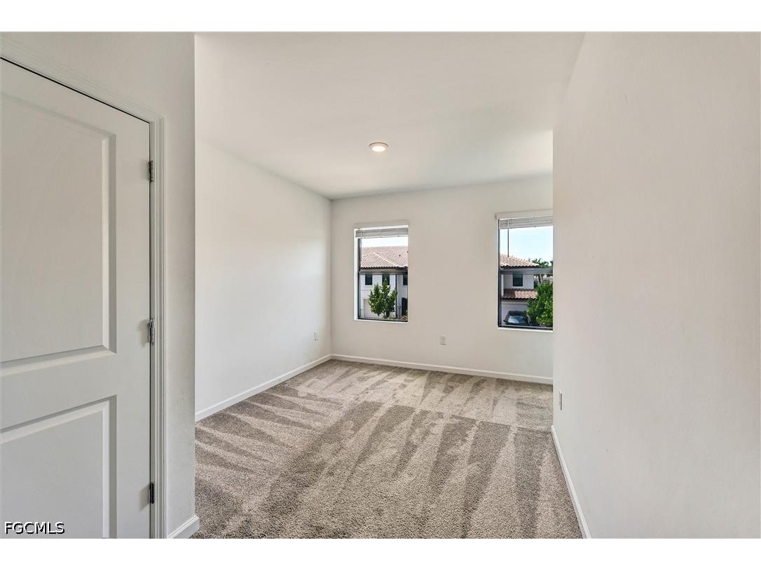1519 Lake Jessup Circle Cape Coral FL 33909 2026019259 image20