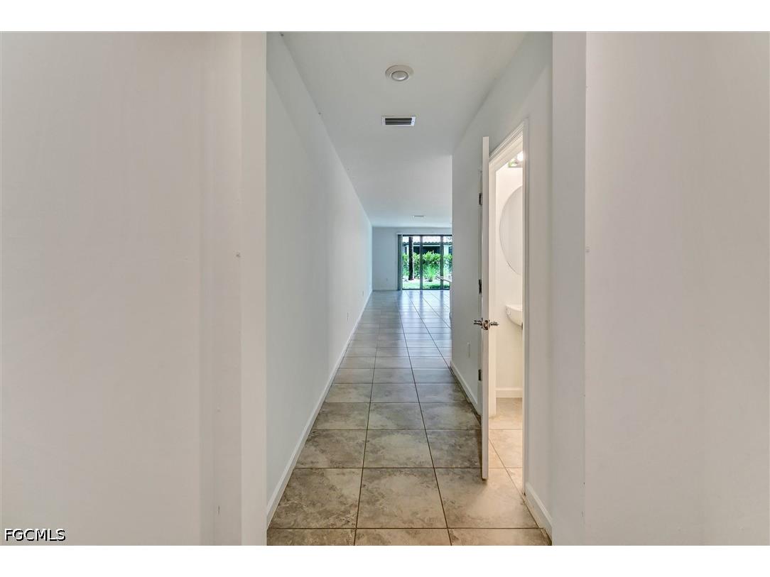 1519 Lake Jessup Circle Cape Coral FL 33909 2026019259 image29