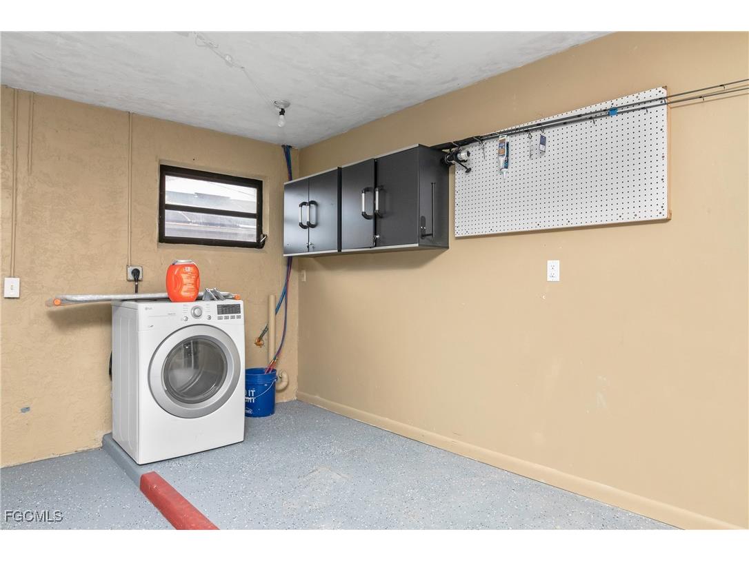 1519 SE 21st Street Cape Coral FL 33990 2026001105 image12