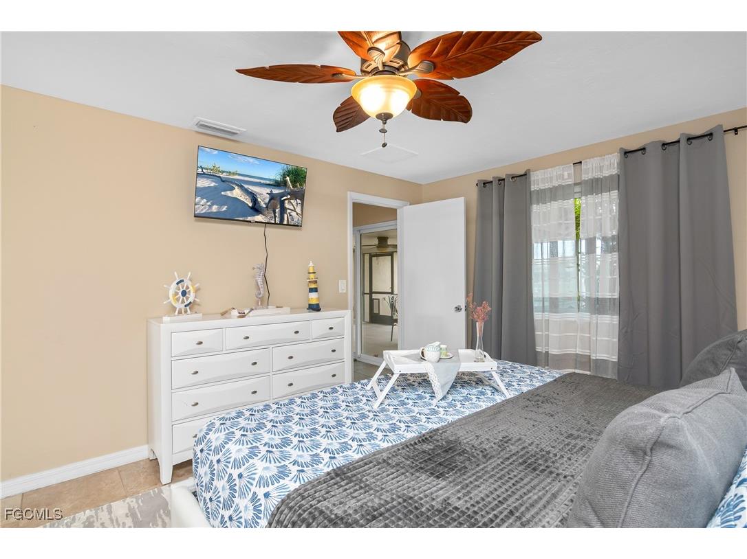 1519 SE 21st Street Cape Coral FL 33990 2026001105 image26