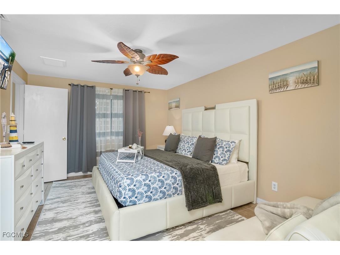 1519 SE 21st Street Cape Coral FL 33990 2026001105 image27