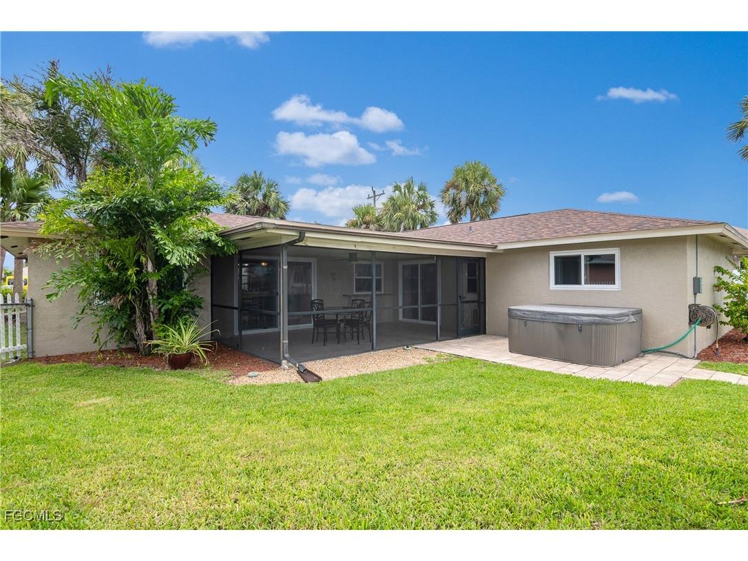 1519 SE 21st Street Cape Coral FL 33990 2026001105 image8
