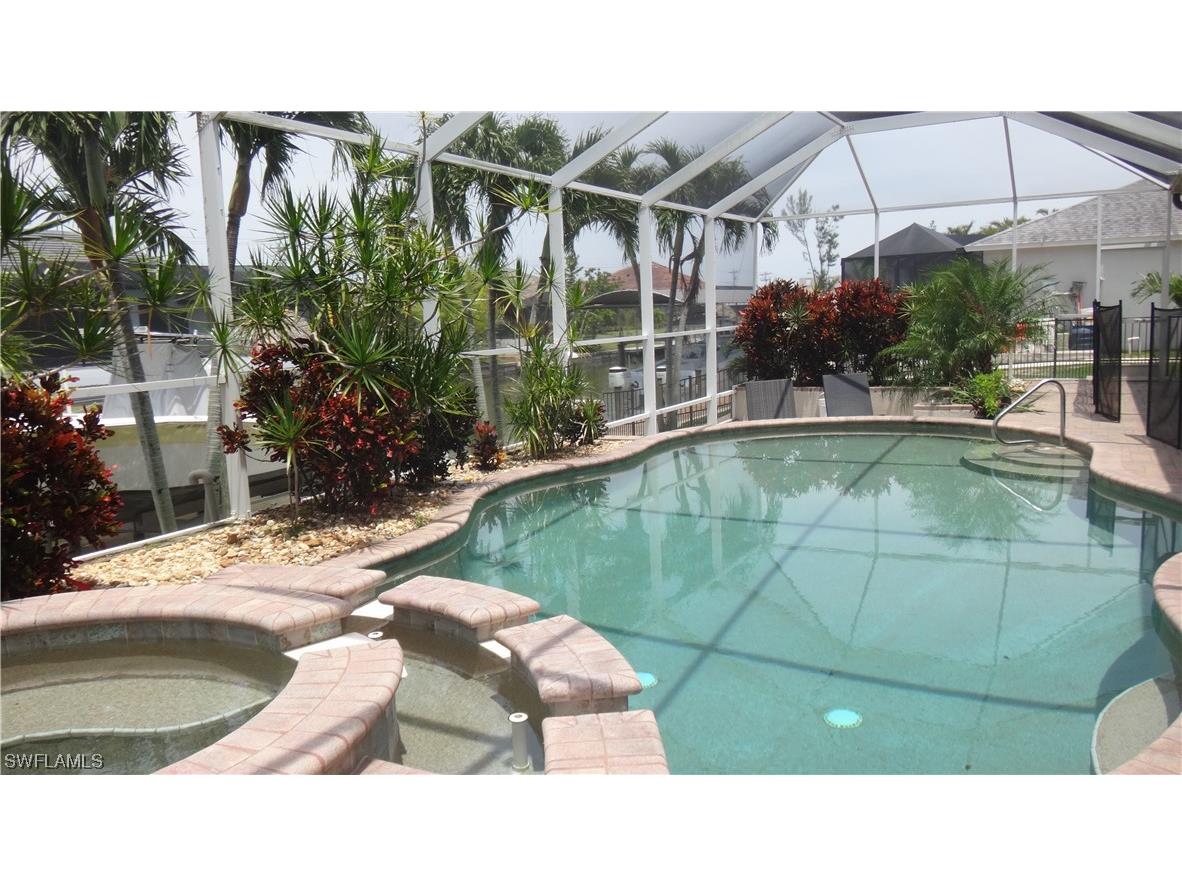 1519 SW 40th Terrace Cape Coral FL 33914 223034630 image1