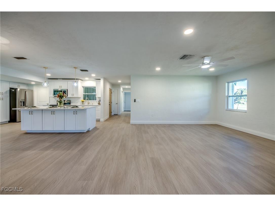 1519 Whiskey Creek Drive Fort Myers FL 33919 2025018219 image17