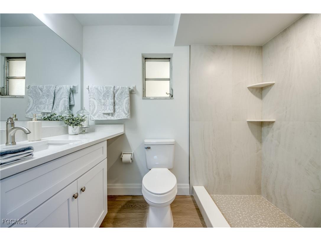 1519 Whiskey Creek Drive Fort Myers FL 33919 2025018219 image19