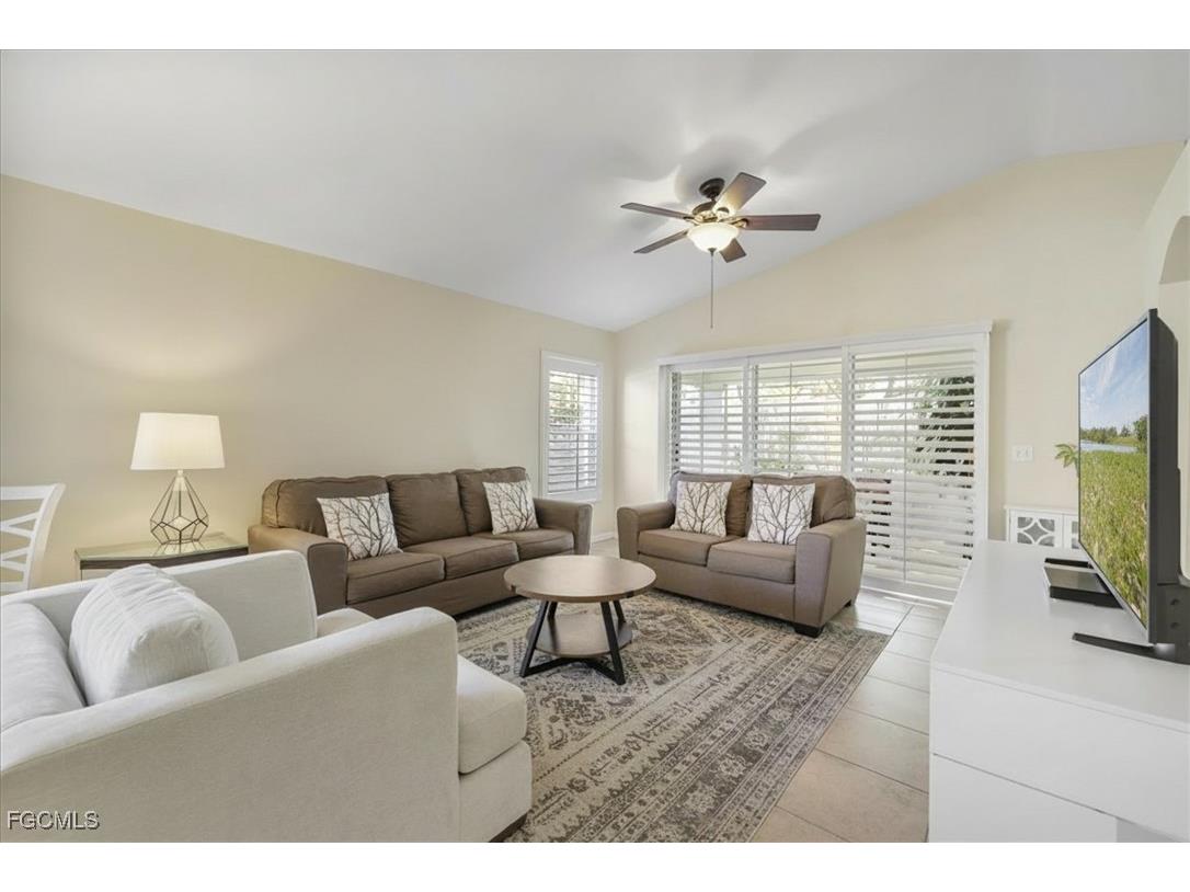 15190 Palm Isle Drive Fort Myers FL 33919 2026005533 image1