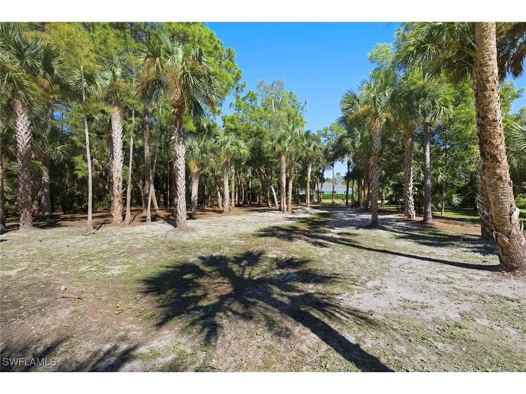 152 14th Avenue NW Naples FL 34120 225076153 image36