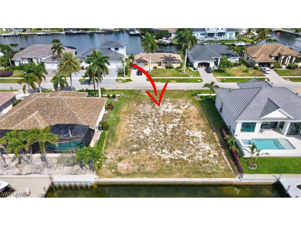 152 Gulfport Court Marco Island FL 34145 224036032 image1