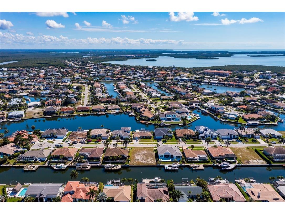 152 Gulfport Court Marco Island FL 34145 225024101 image1