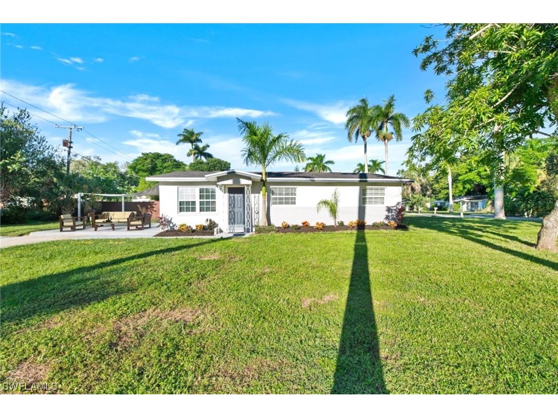 152 Prospect Avenue Fort Myers FL 33905 223076456 image1