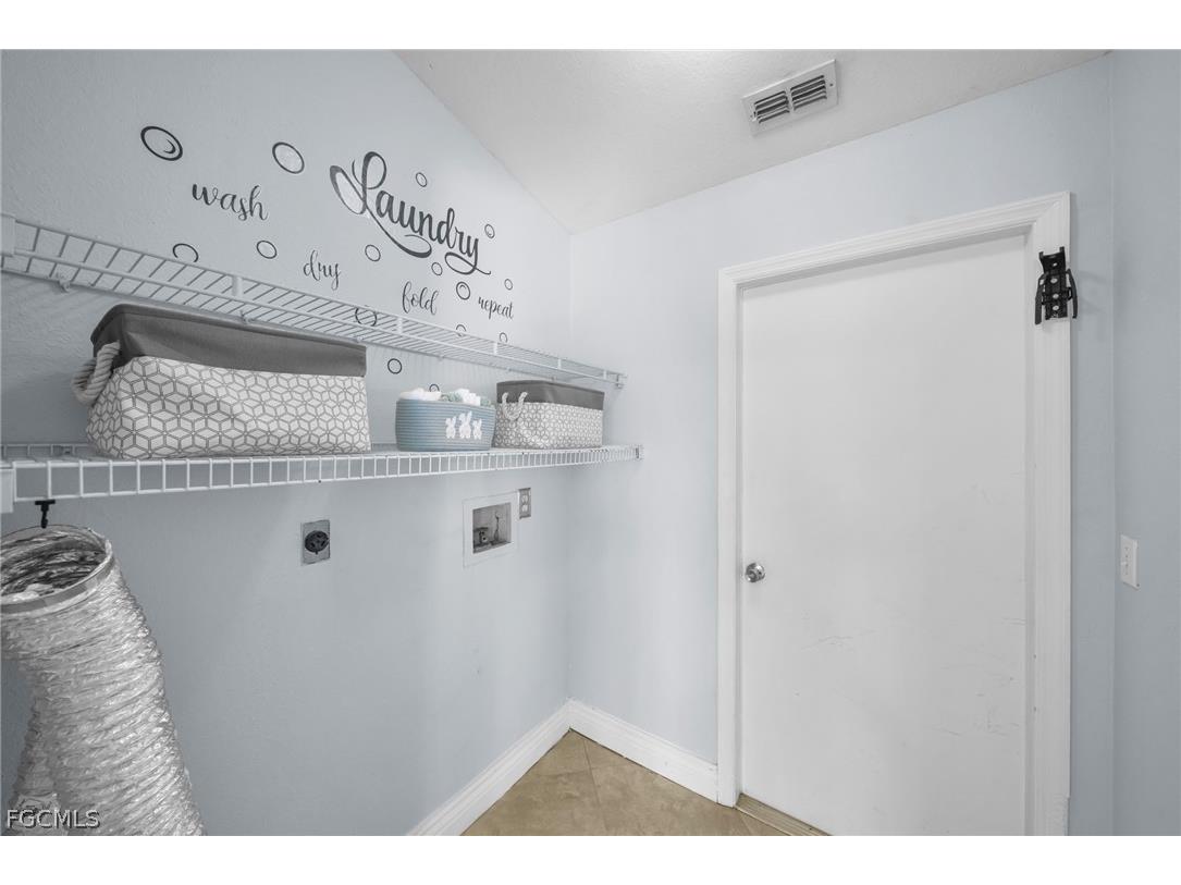 152 SE 19th Lane Cape Coral FL 33990 2026009994 image15