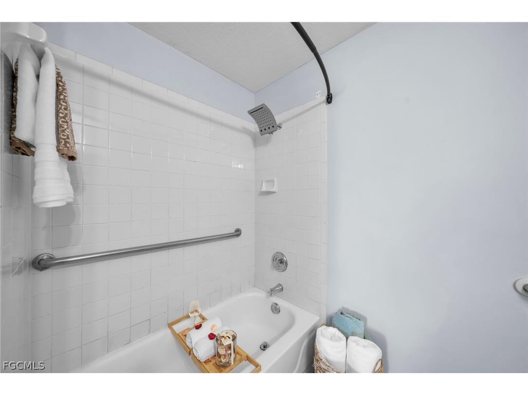 152 SE 19th Lane Cape Coral FL 33990 2026009994 image20