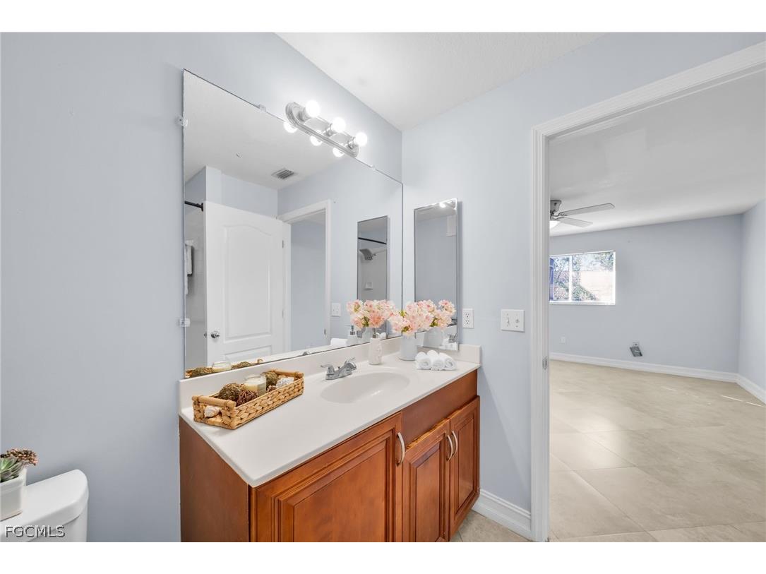 152 SE 19th Lane Cape Coral FL 33990 2026009994 image21