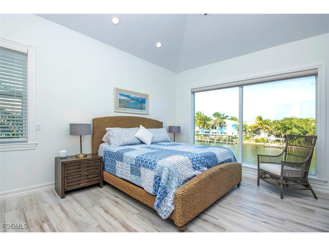 1520 Angel Drive Sanibel FL 33957 2025025010 image10