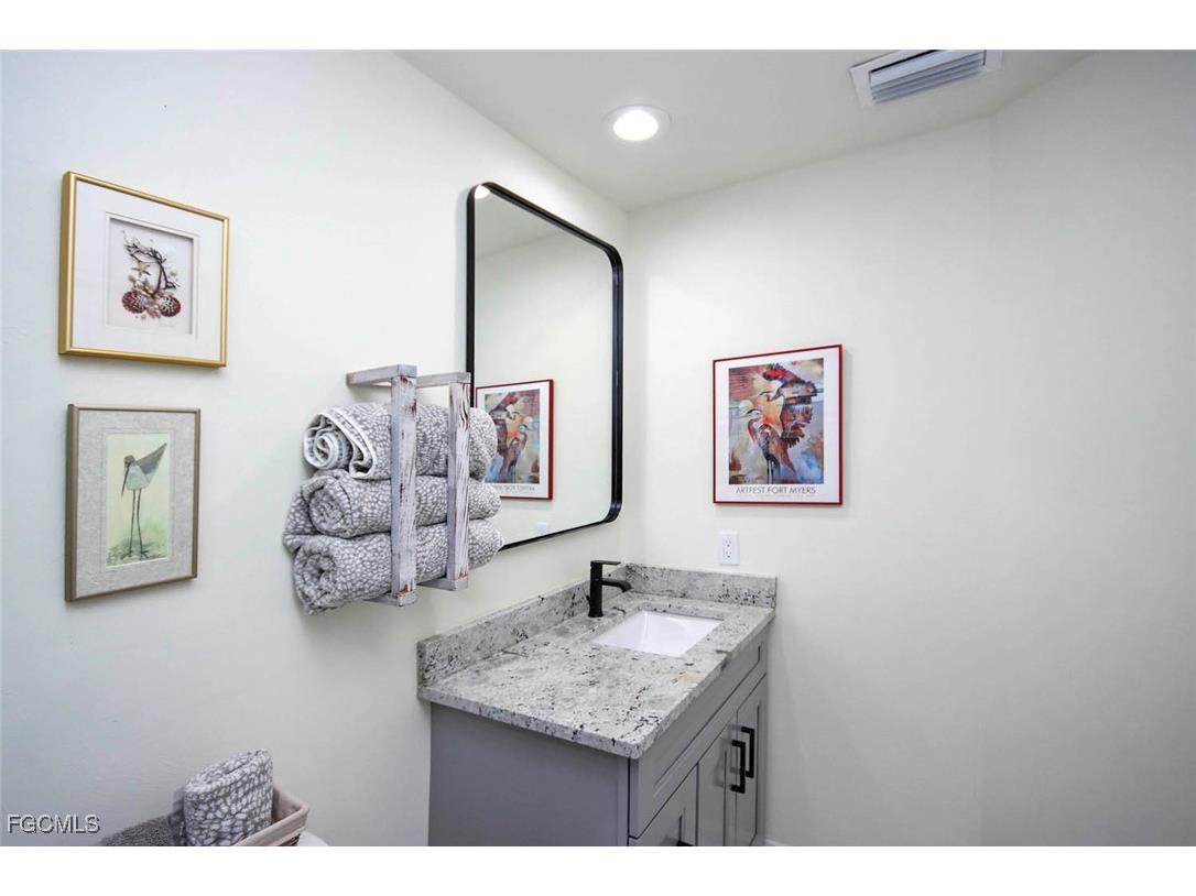 1520 Angel Drive Sanibel FL 33957 2025025010 image25