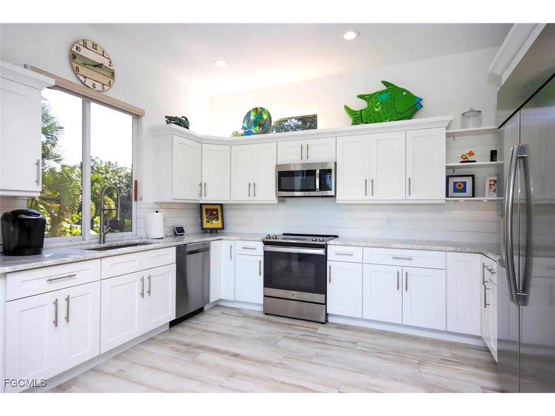 1520 Angel Drive Sanibel FL 33957 2025025010 image8