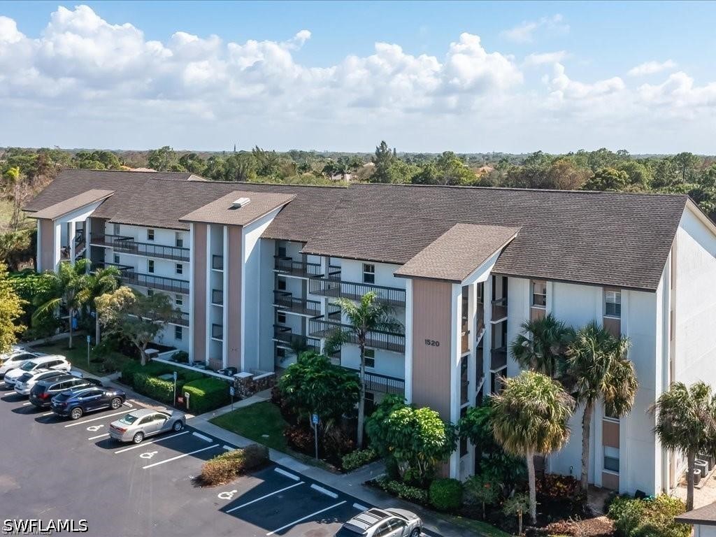1520 Imperial Golf Course Boulevard #211 Naples FL 34110 226019992 image2