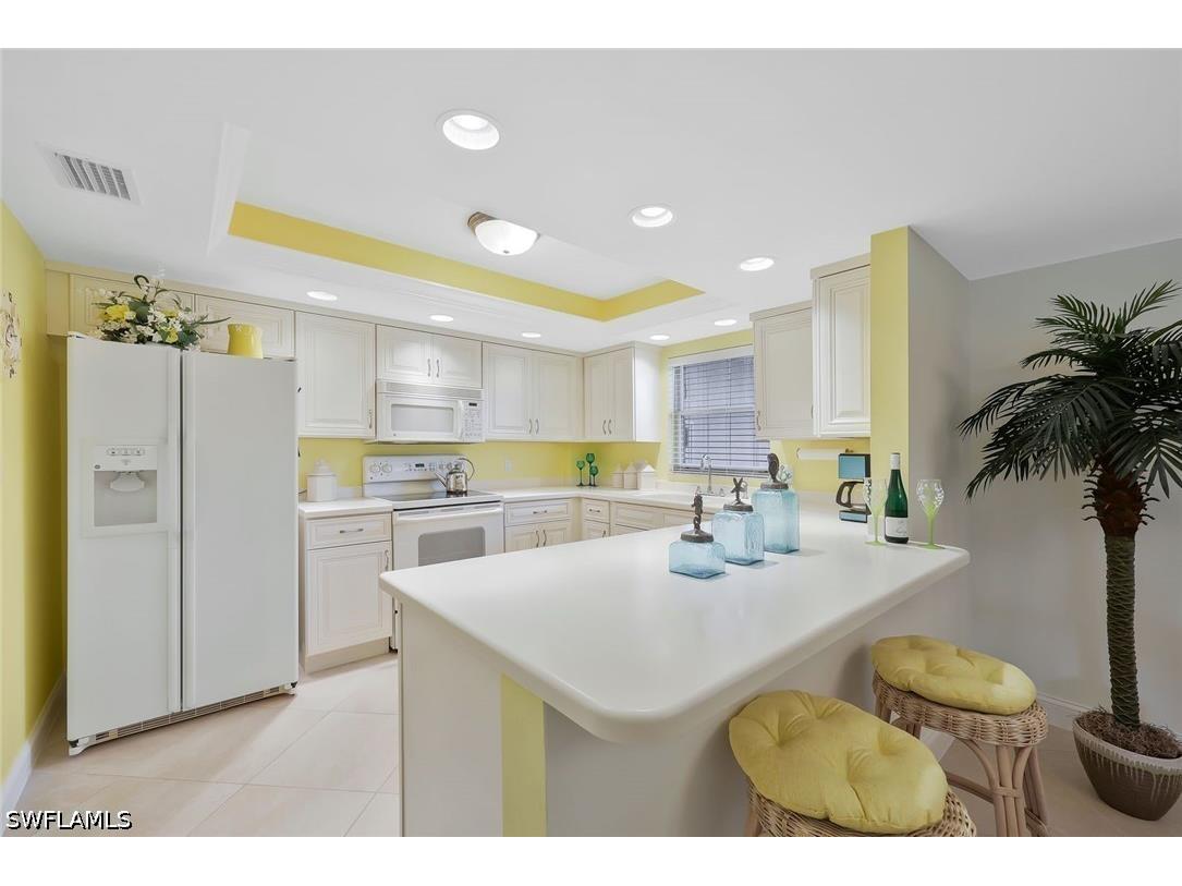 1520 Imperial Golf Course Boulevard #214 Naples FL 34110 226020228 image4