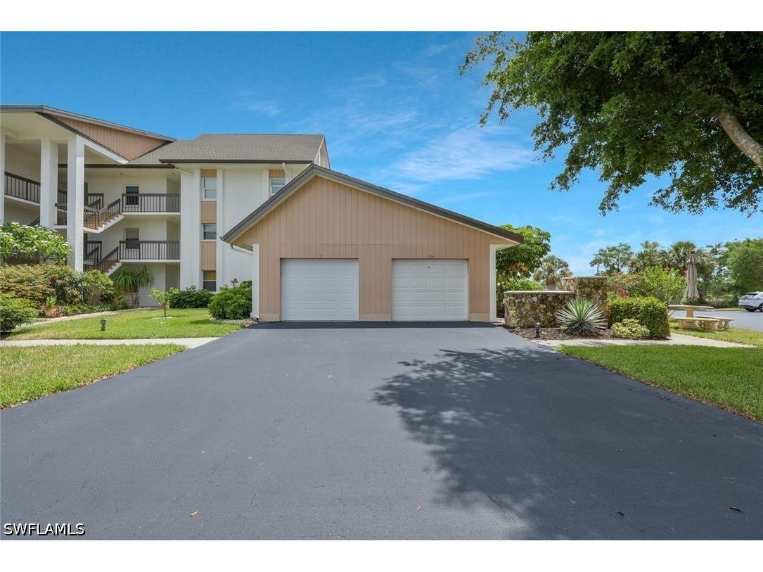 1520 Imperial Golf Course Boulevard #214 Naples FL 34110 226020228 image8