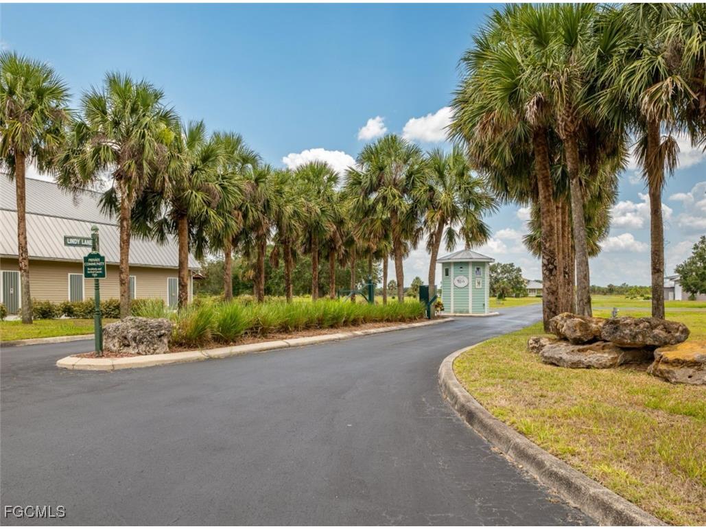 1520 Lindbergh Loop Labelle FL 33935 2026000555 image1