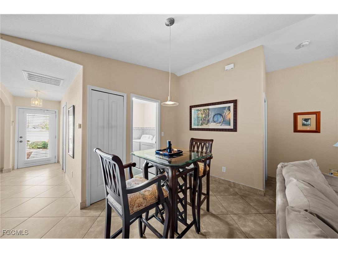 1520 NE 2nd Terrace Cape Coral FL 33909 2025023975 image12