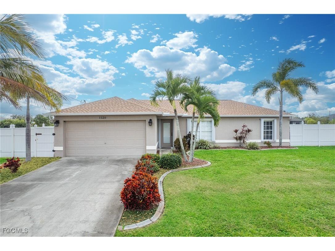1520 NE 2nd Terrace Cape Coral FL 33909 2025023975 image3