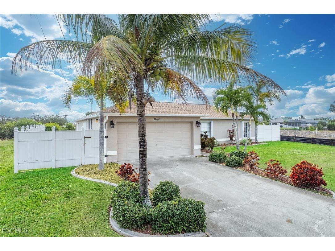 1520 NE 2nd Terrace Cape Coral FL 33909 2025023975 image35