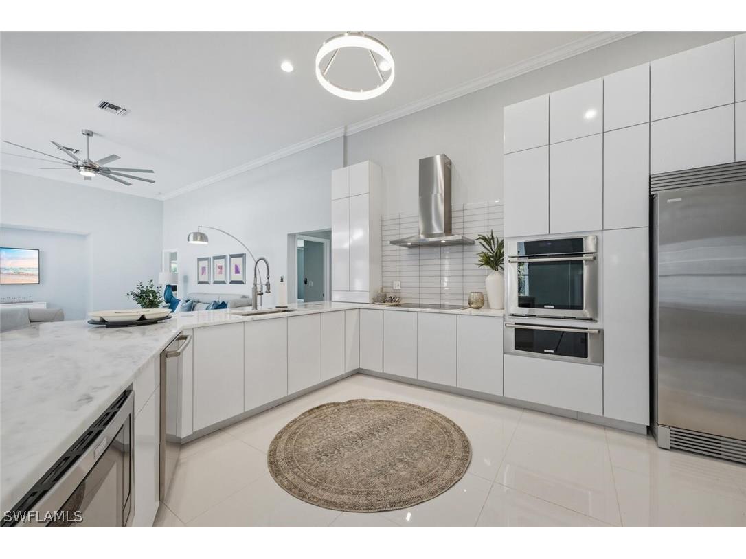 1520 Oakes Boulevard Naples FL 34119 226006448 image11