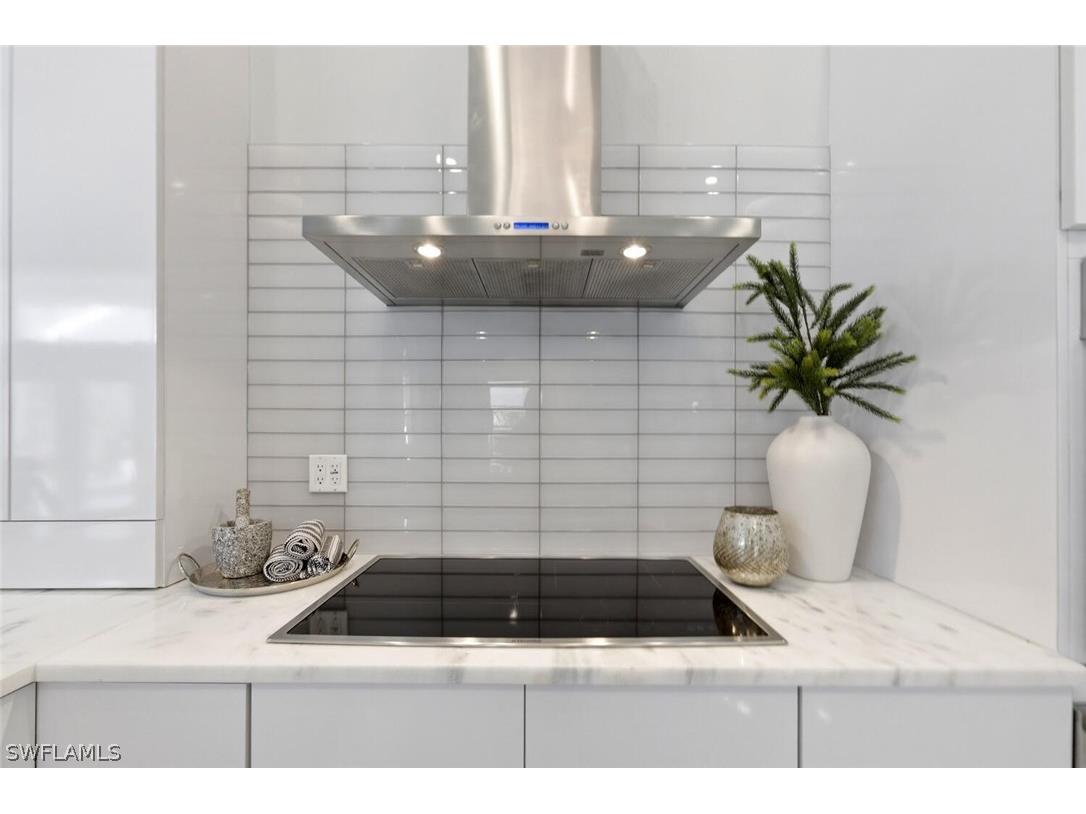 1520 Oakes Boulevard Naples FL 34119 226006448 image14