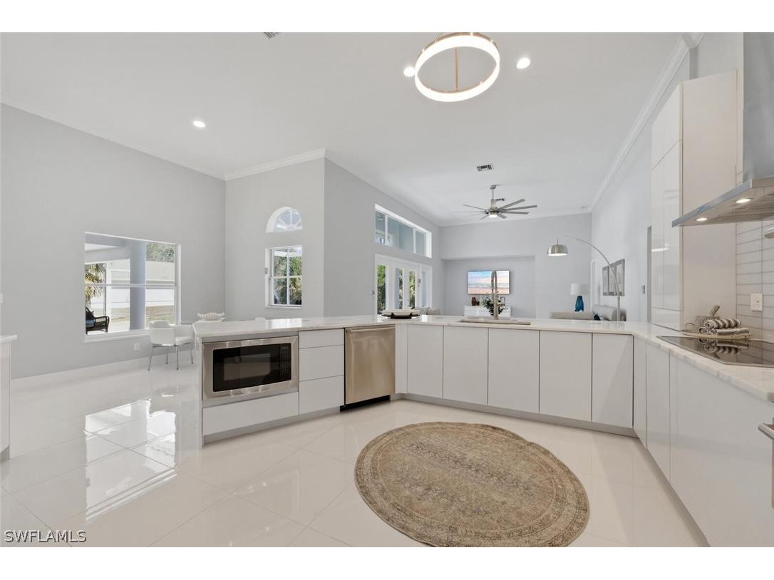 1520 Oakes Boulevard Naples FL 34119 226006448 image15