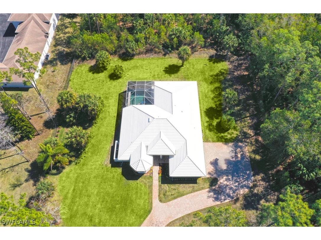 1520 Oakes Boulevard Naples FL 34119 226006448 image2
