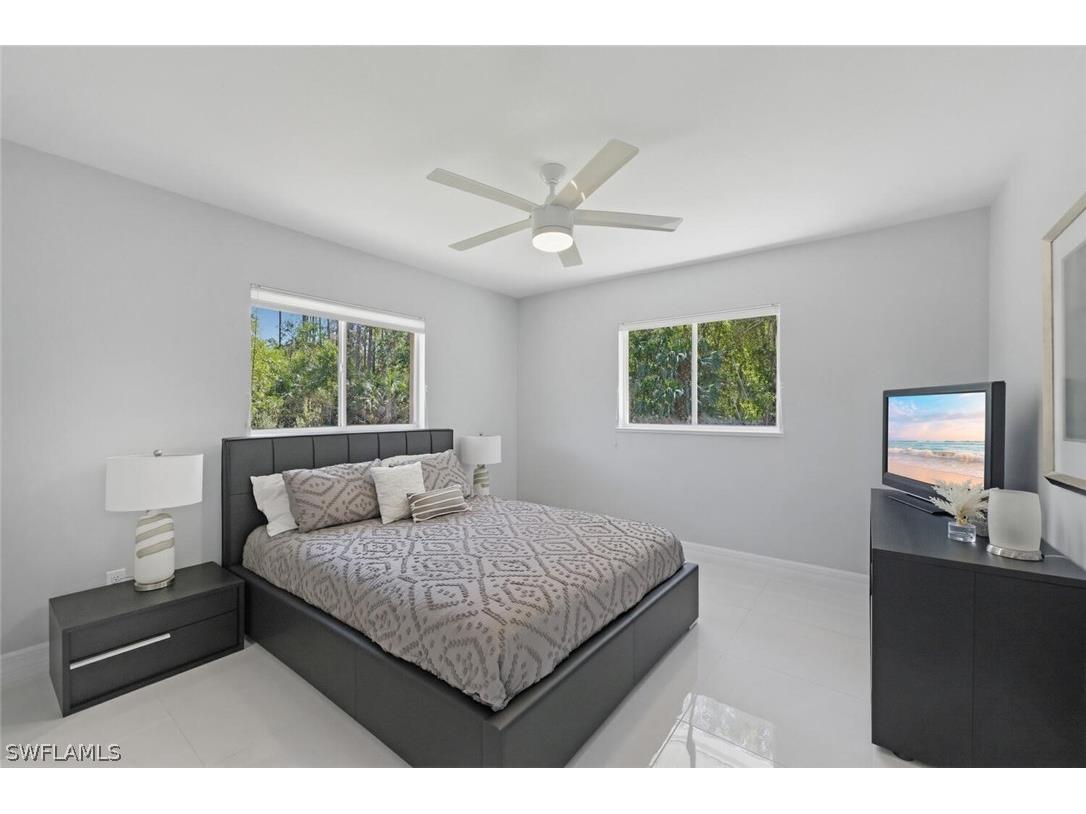 1520 Oakes Boulevard Naples FL 34119 226006448 image27