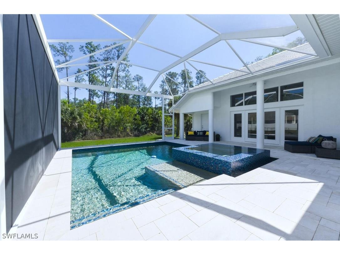 1520 Oakes Boulevard Naples FL 34119 226006448 image39