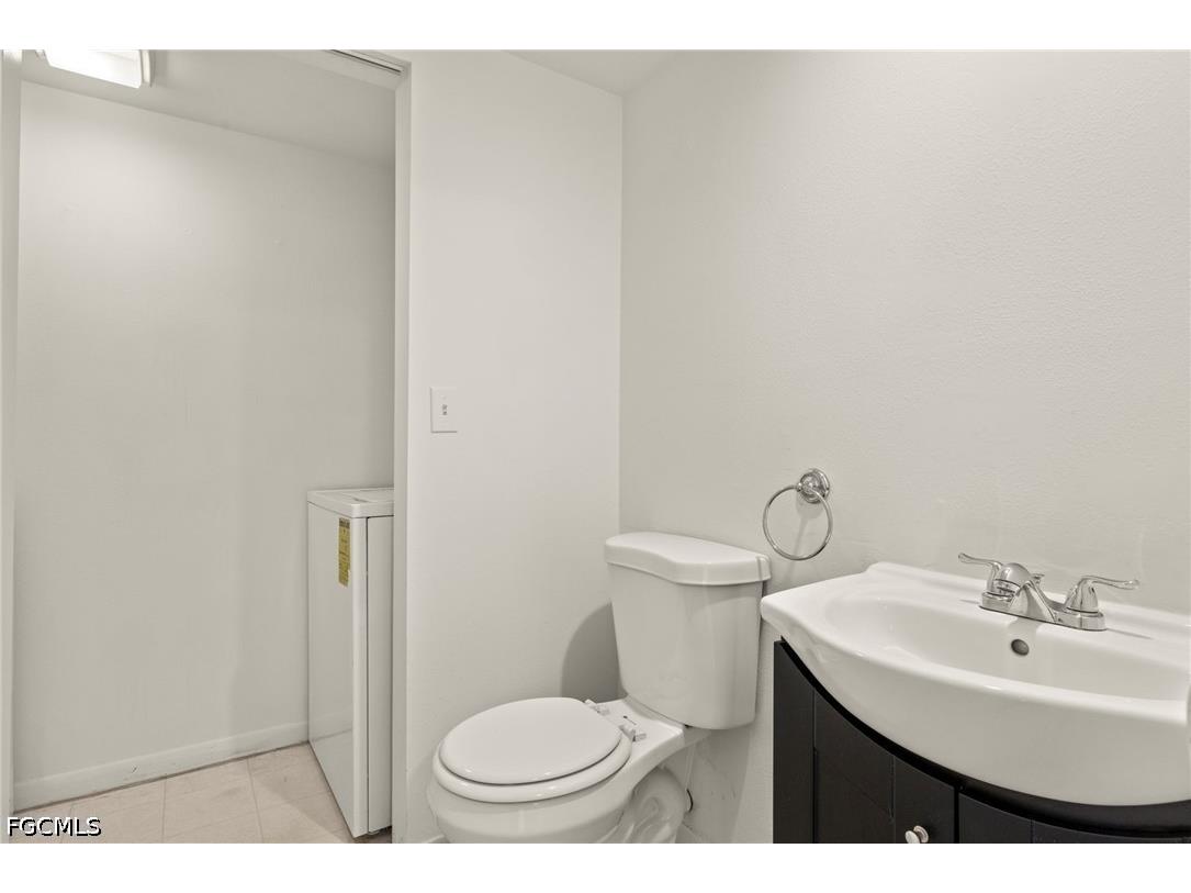 1520 Park Meadows Drive #1 Fort Myers FL 33907 2026018897 image12