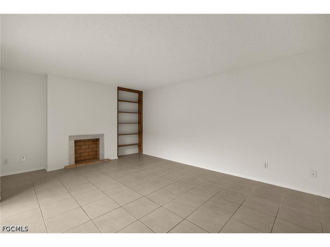 1520 Park Meadows Drive #1 Fort Myers FL 33907 2026018897 image4