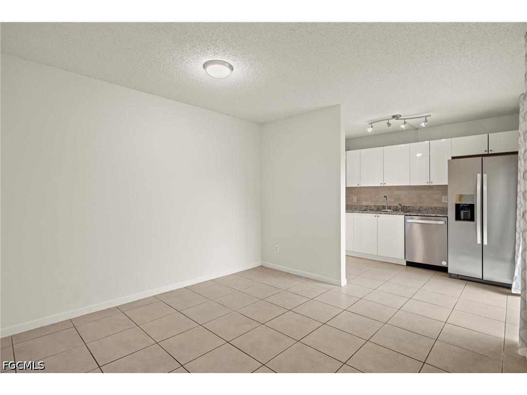 1520 Park Meadows Drive #1 Fort Myers FL 33907 2026018897 image8