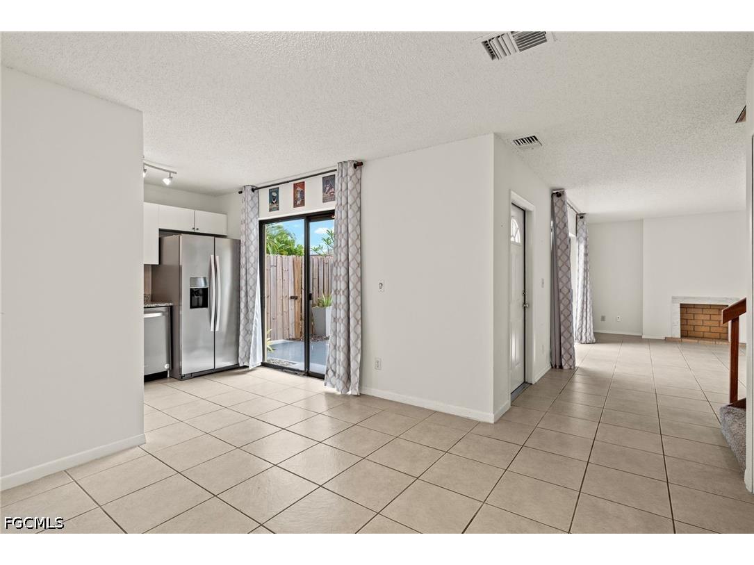 1520 Park Meadows Drive #1 Fort Myers FL 33907 2026018897 image9