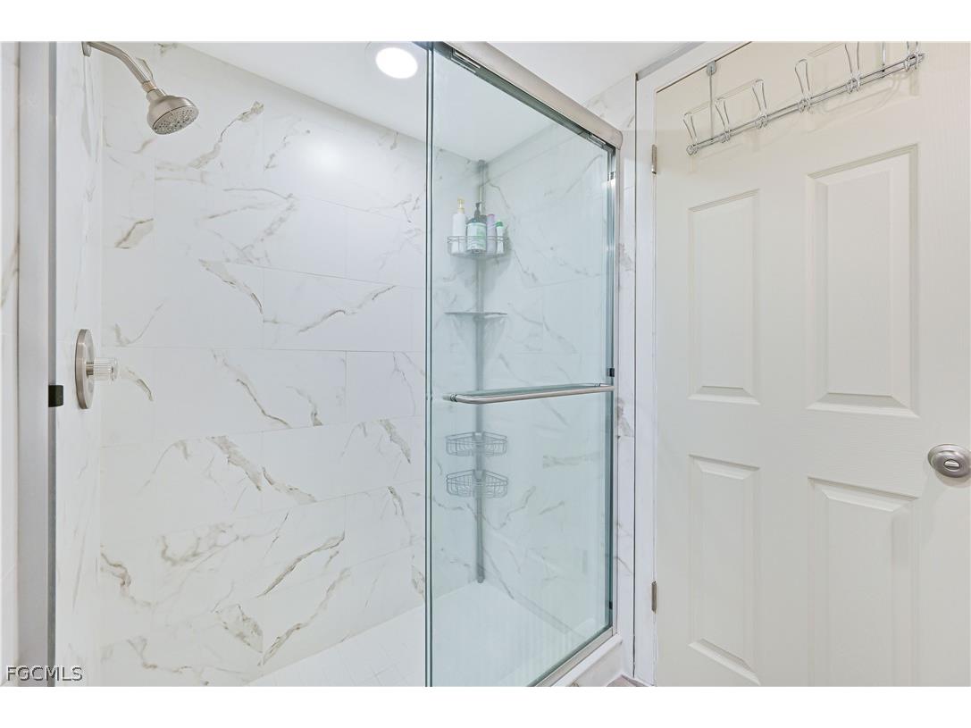 1520 Park Meadows Drive #2 Fort Myers FL 33907 2026006054 image11