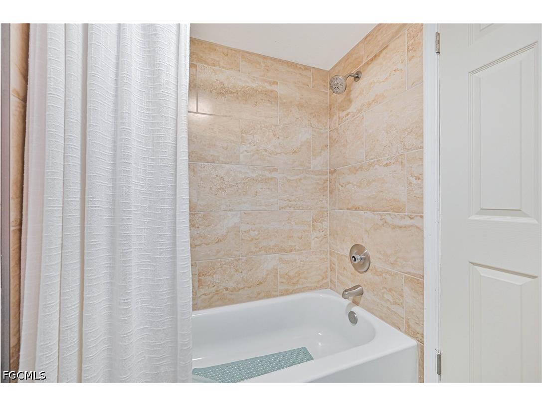 1520 Park Meadows Drive #2 Fort Myers FL 33907 2026025290 image18
